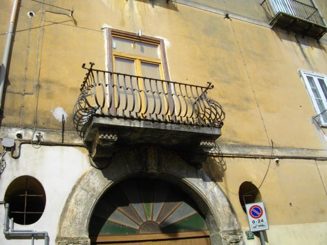Appartamento in vendita di 186 m² in Via Marco Levi Bianchini, 61