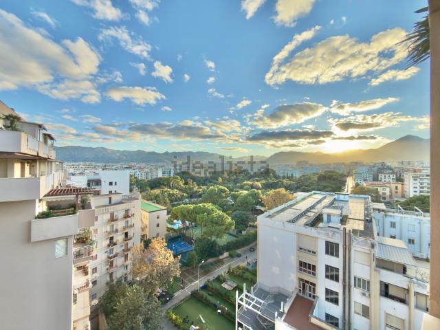 Appartamento in vendita di 186 m² in Via Marchese Ugo