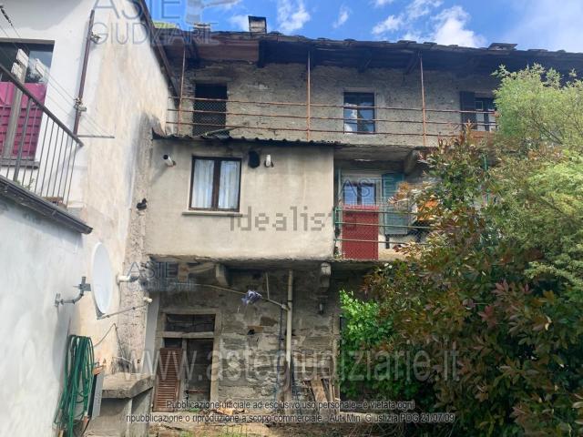 Appartamento in vendita di 186 m² in Via Nazionale Dresio, 163