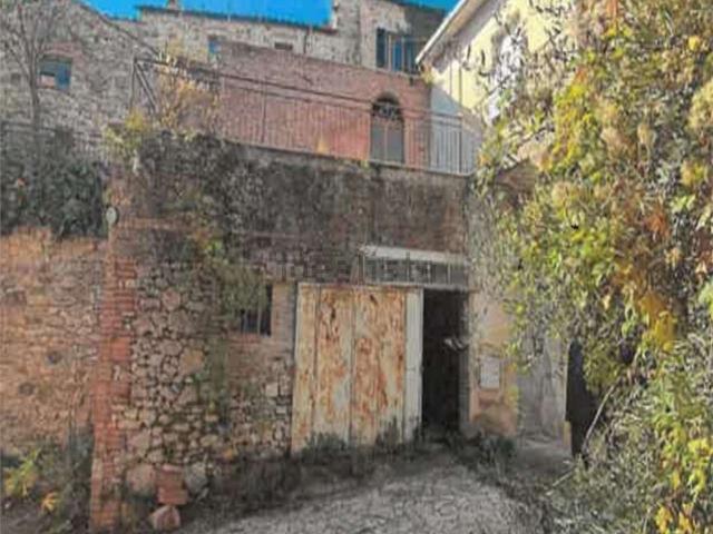 Appartamento in vendita di 186 m² in Via Senese, 10