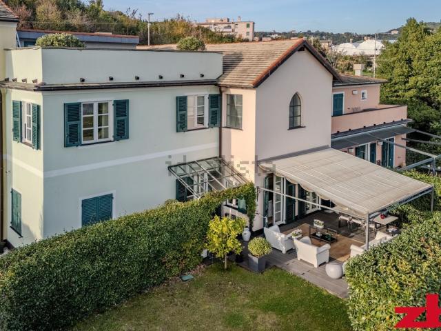 Appartamento in vendita di 186 m² in Via Padre Giovanni Semeria