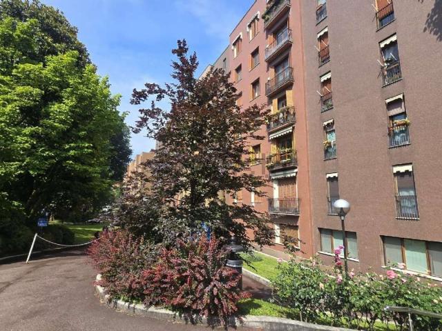Appartamento in vendita di 186 m² in Via Pietro Redaelli