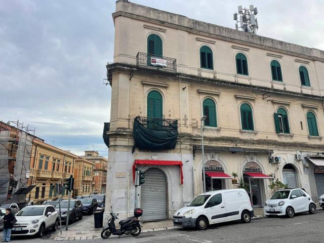 Appartamento in vendita di 186 m² in Via Placida, 91