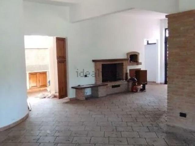 Appartamento in vendita di 186 m² in Via Roma