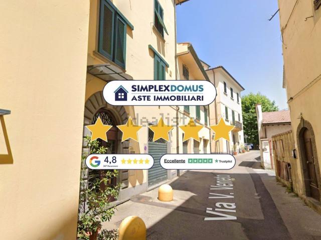 Appartamento in vendita di 186 m² in Via V. Veneto