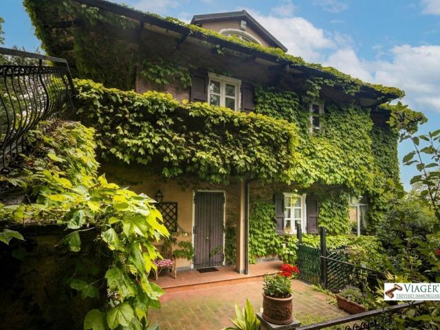 Appartamento in vendita di 186 m² in Strada Moncalvo
