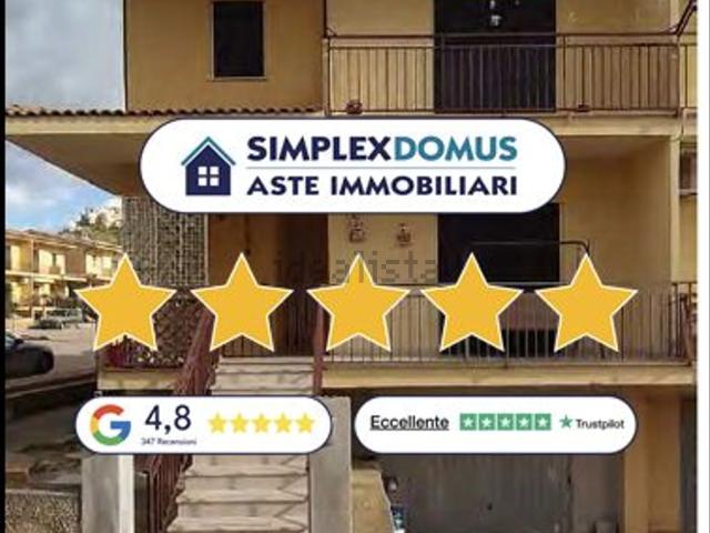 Appartamento in vendita di 186 m² in Strada Statale 118