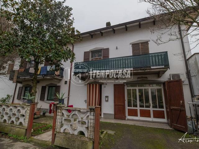 Appartamento in vendita di 187 m² in Via 8 Maggio