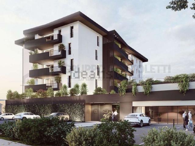 Appartamento in vendita di 187 m² in Via Citolo da Perugia