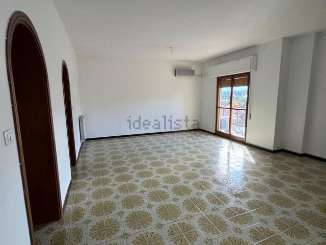 Appartamento in vendita di 187 m² in Via Aquileia
