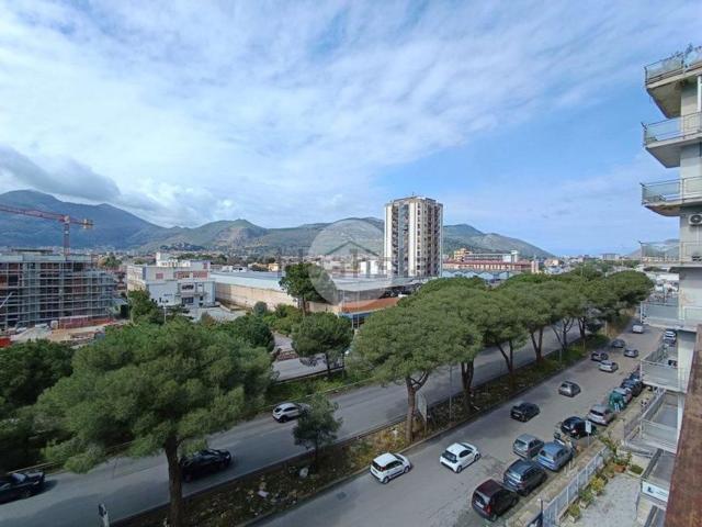 Appartamento in vendita di 187 m² in Via Aquileia, 92