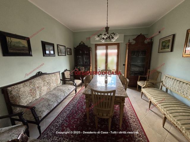Appartamento in vendita di 187 m² in Via Giacomo Besio, 59