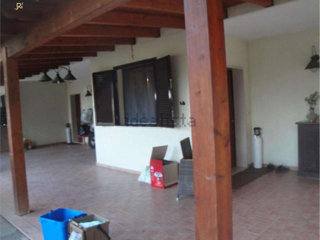 Appartamento in vendita di 187 m² in Via dei Tulipani