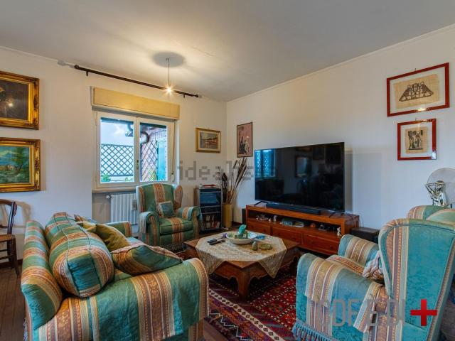 Appartamento in vendita di 187 m² in Via Fratelli Bandiera