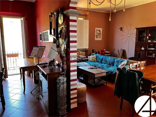 Appartamento in vendita di 187 m² in Via Montalese, 1000