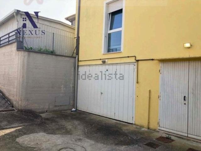 Appartamento in vendita di 187 m² in Via Marche, 4