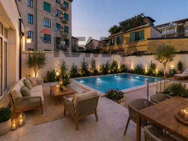 Appartamento in vendita di 188 m² in Via Cesare Ajraghi, 44