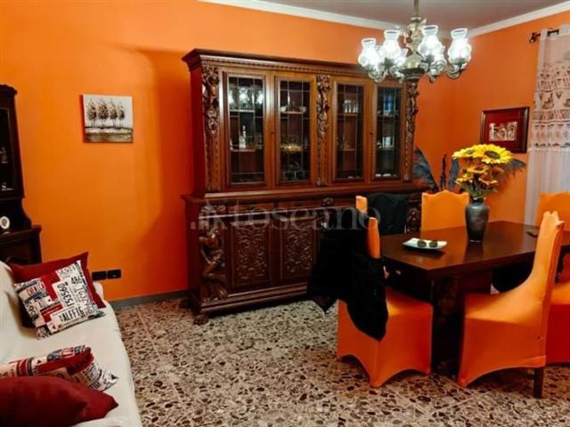 Appartamento in vendita di 188 m² in Via Aldo Moro