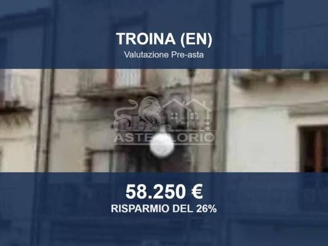 Appartamento in vendita di 188 m² in Via Giuseppe Garibaldi, 34