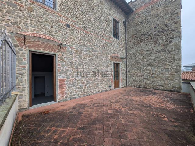 Appartamento in vendita di 188 m² in Via Fabbrini, 98
