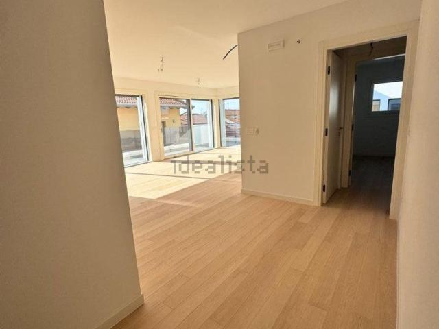 Appartamento in vendita di 188 m² in Via Martignacco