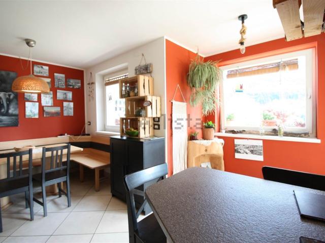 Appartamento in vendita di 188 m² in Via Vasselae