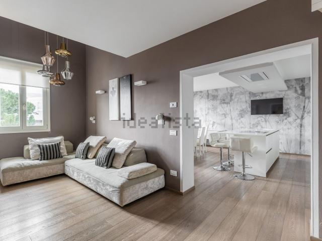 Appartamento in vendita di 189 m² in Piazza Giuseppe Mazzini, 72