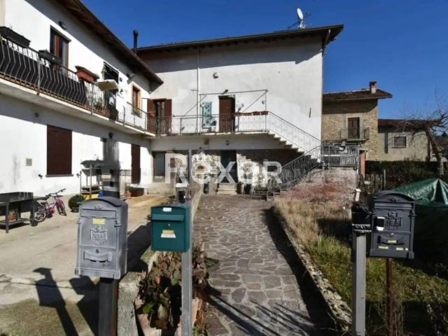 Appartamento in vendita di 189 m² in Via Corte di Barriano