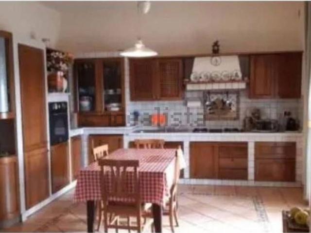 Appartamento in vendita di 189 m² in Via Celeste