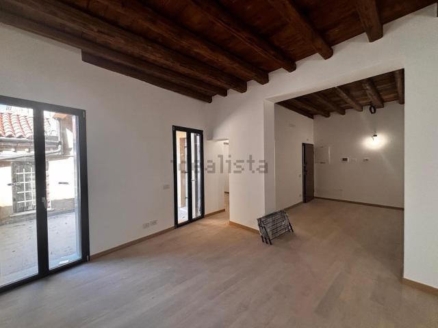 Appartamento in vendita di 189 m² in Via Don G. Bosco, 1