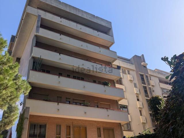 Appartamento in vendita di 189 m² in Via Ducezio, 15