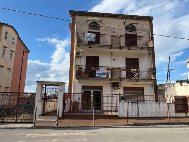 Appartamento in vendita di 189 m² in Via Santa Lucia