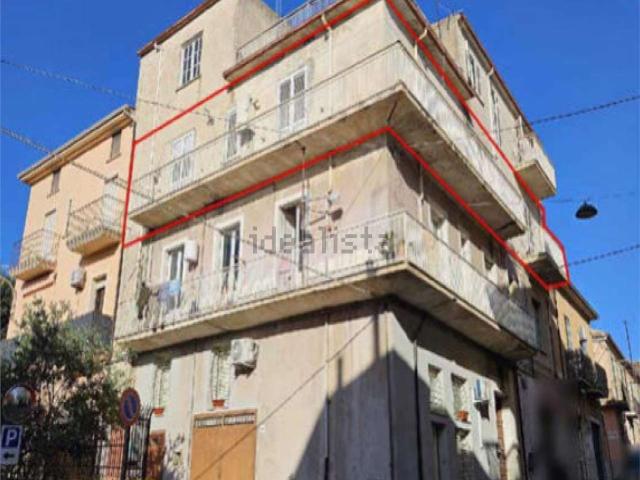 Appartamento in vendita di 189 m² in Via Sibari, 20