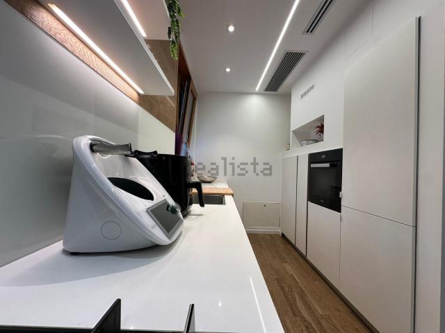 Appartamento in vendita di 189 m² in Via Resia, 23