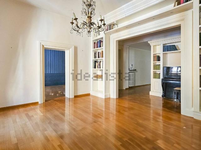 Appartamento in vendita di 190 m²