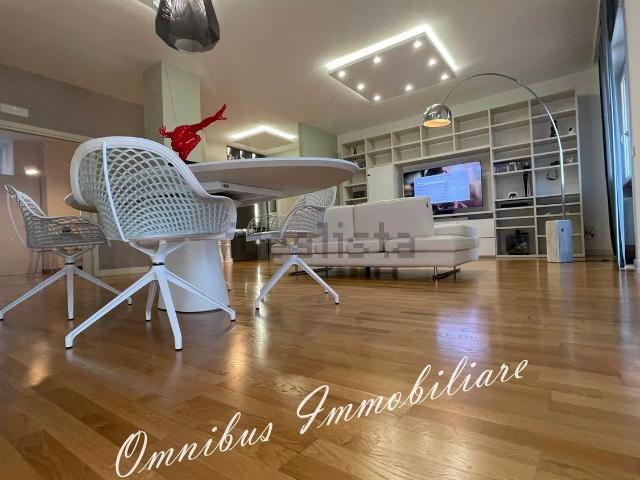 Appartamento in vendita di 190 m²