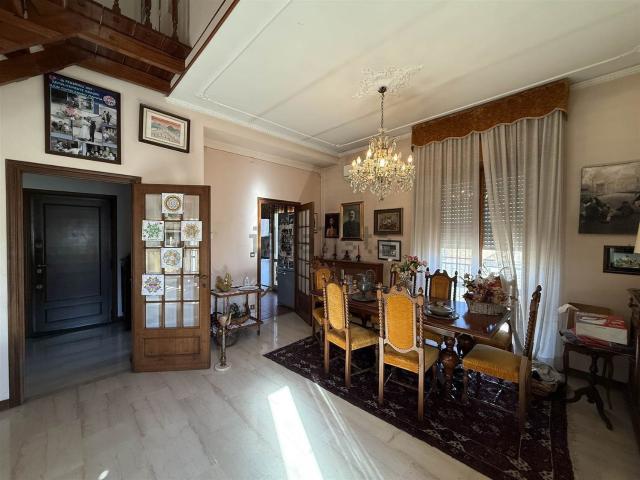 Appartamento in vendita di 190 m²