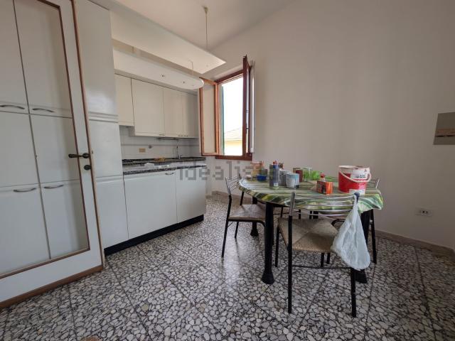 Appartamento in vendita di 190 m² in Via Colle d&apos  Agnola