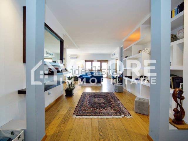 Appartamento in vendita di 190 m² in Via Cornelia, 13