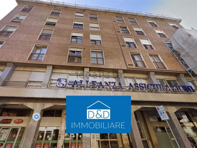 Appartamento in vendita di 190 m² in Via Camillo Cavour, 23
