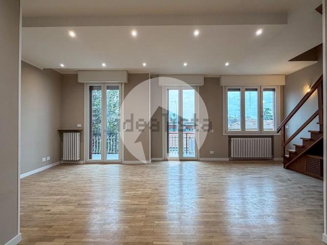 Appartamento in vendita di 190 m² in Via Carlo Livi, 4
