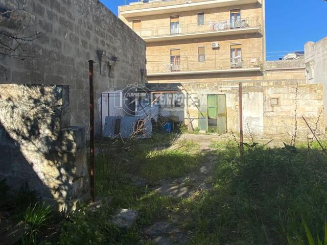 Appartamento in vendita di 190 m² in Via Carlo Margottini, 23