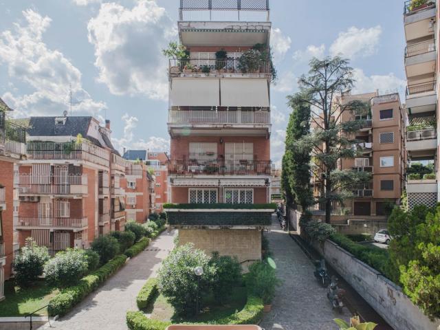 Appartamento in vendita di 190 m² in Via Cesare Ferrero di Cambiano