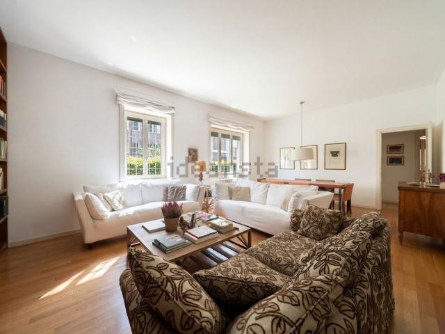 Appartamento in vendita di 190 m² in Via Angelo de Vincenti, 10