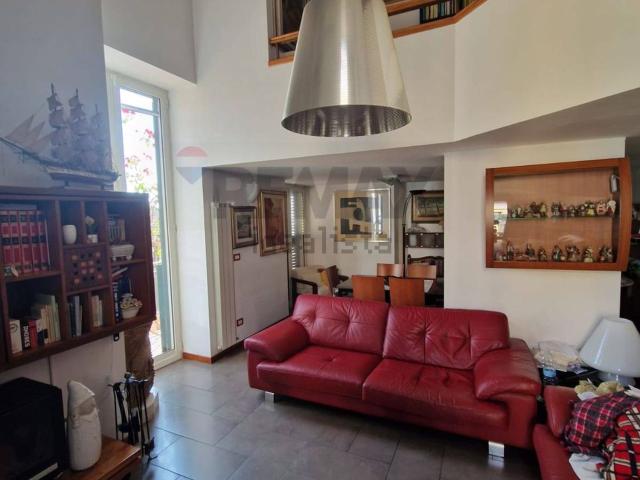 Appartamento in vendita di 190 m² in Via Agostino Depretis