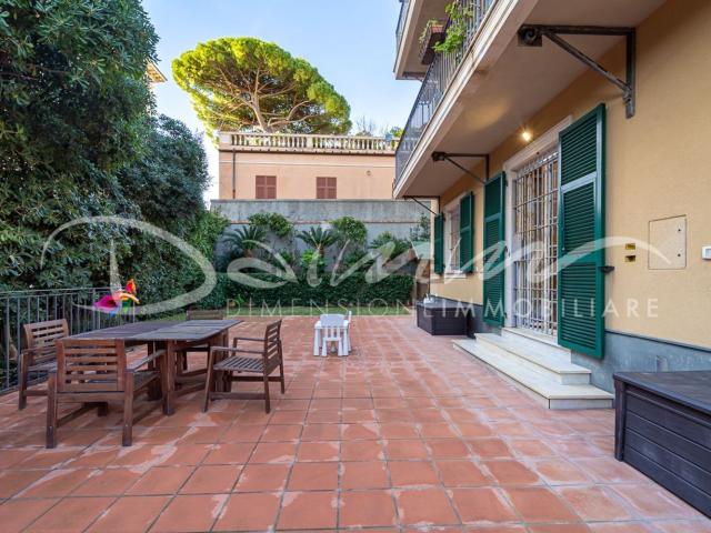 Appartamento in vendita di 190 m² in Via alla Torre dell&apos Amore