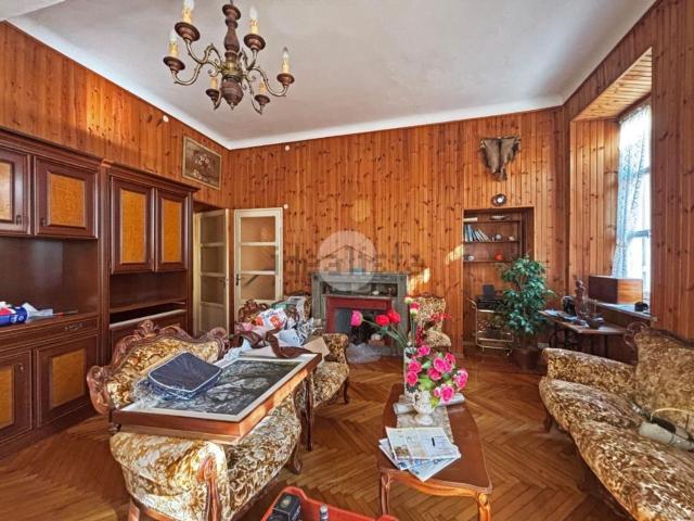 Appartamento in vendita di 190 m² in Via Archibugieri, 9