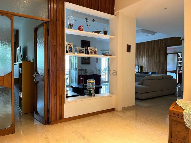 Appartamento in vendita di 190 m² in Via Australia, 5