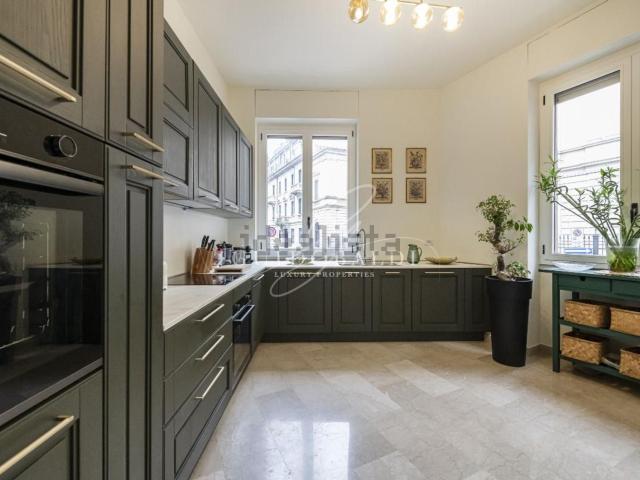 Appartamento in vendita di 190 m² in Via Bonaventura Cavalieri