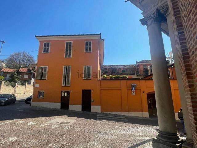 Appartamento in vendita di 190 m² in Via Barbacana